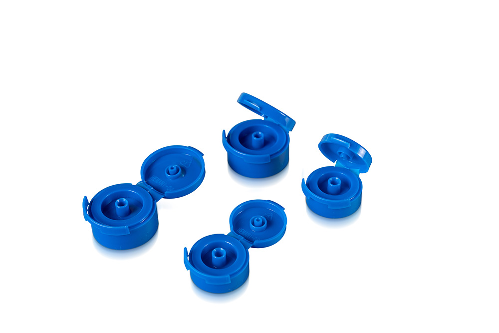 Cap mold and ring lifting mold