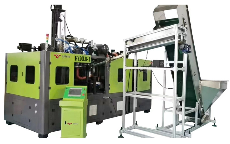 Prevent PET Bottles Scratches Mold and Blow Molding Machine Design